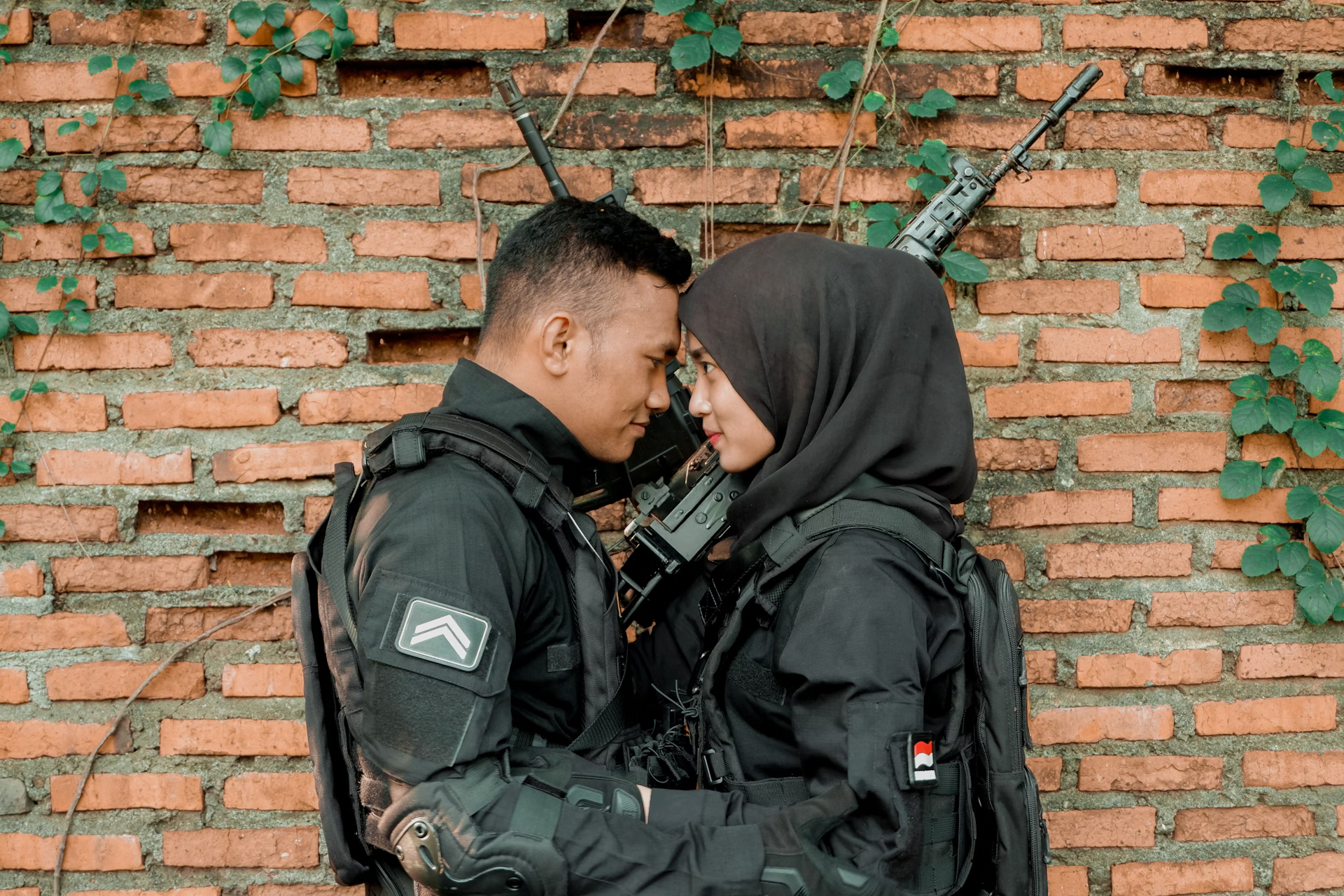 Undangan Pernikahan Tema Polisi
